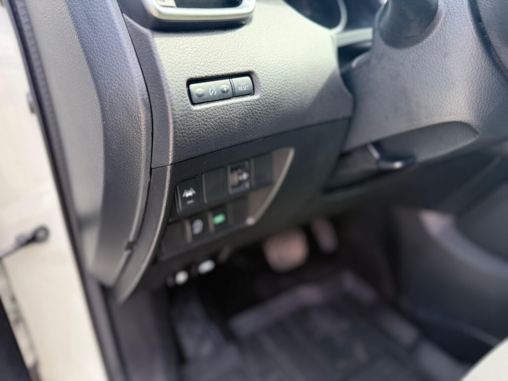 Nissan Qashqai AT N-Connecta, 1332 CC, 156 CP, SJNFFAJ11U2857449 - foto 13