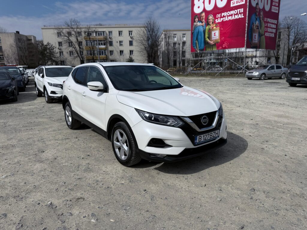 Nissan Qashqai AT N-Connecta, 1332 CC, 156 CP, SJNFFAJ11U2857449 - foto 3