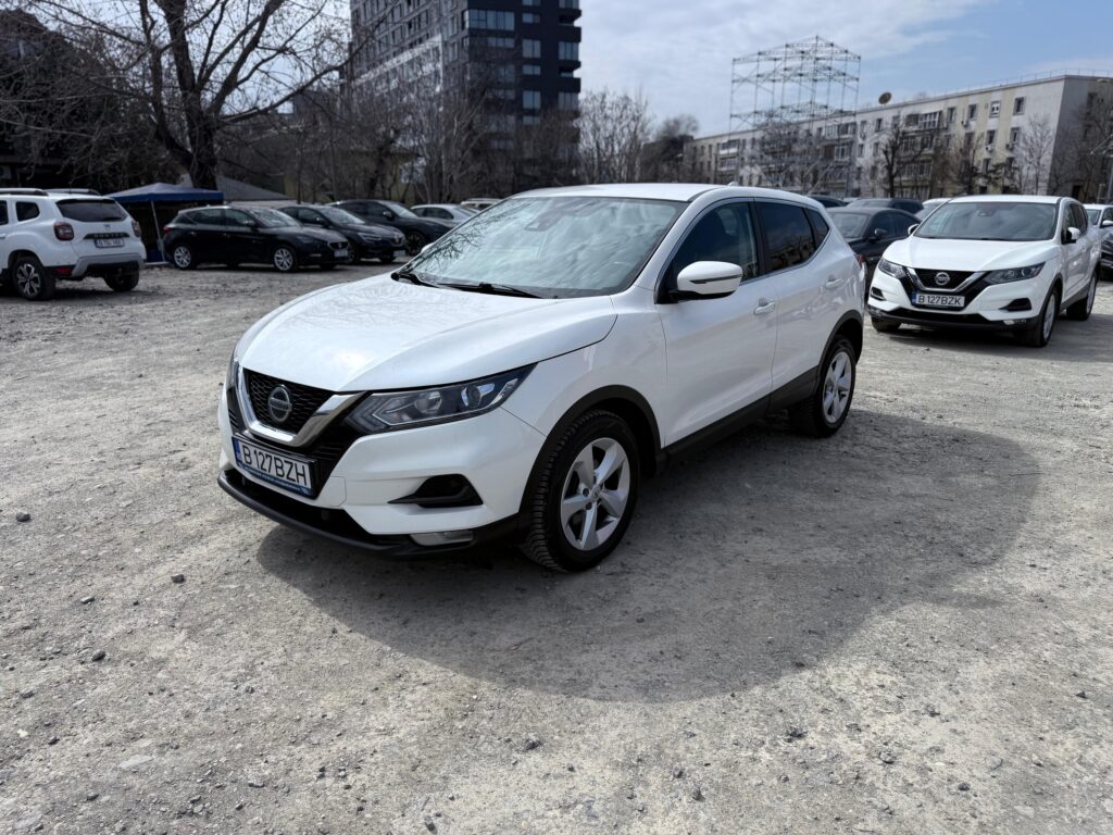 Nissan Qashqai AT N-Connecta, 1332 CC, 156 CP, SJNFFAJ11U2857449 - foto 9