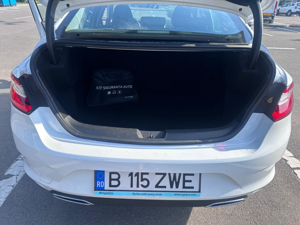 Renault Megane Authentique, 1.3 TCE, 140 CP, VF1RFB00770172181 - foto 7