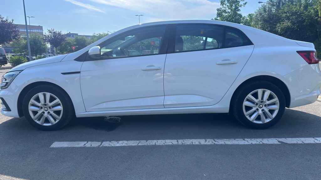 Renault Megane Authentique, 1.3 TCE, 140 CP, VF1RFB00770172181 - foto 17