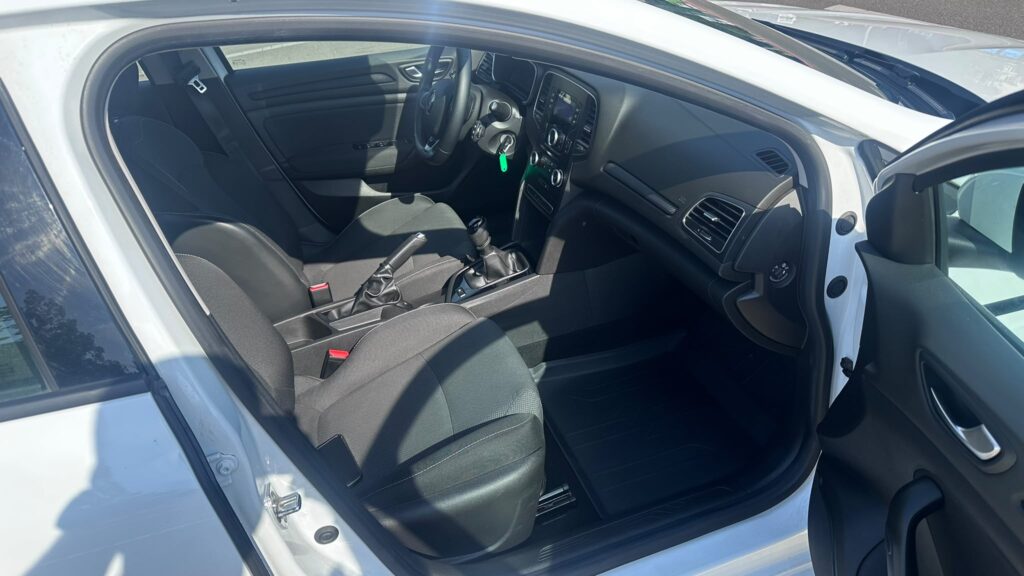 Renault Megane Authentique, 1.3 TCE, 140 CP, VF1RFB00770172181 - foto 19