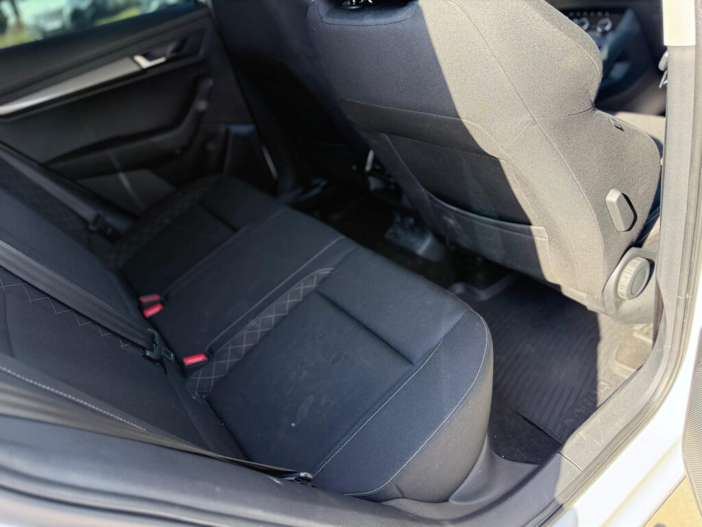 Skoda Karoq Ambition, 1.5 TSI, 150 CP, TMBJR7NU5N5041121 - foto 12