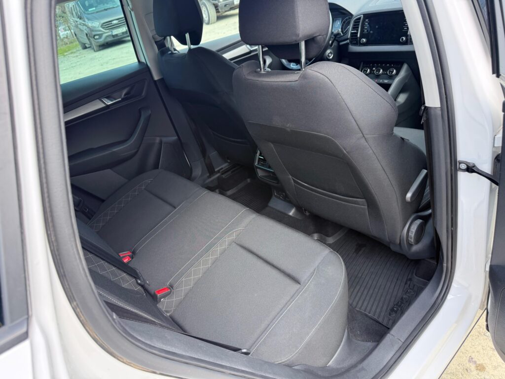 Skoda Karoq Ambition, 1.5 TSI, 150 CP, TMBJR7NU8N5035684 - foto 11