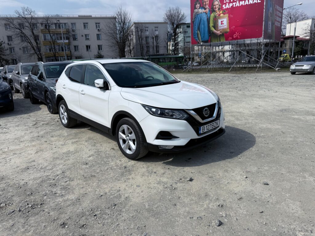 Nissan Qashqai AT Accenta +, 1332 CC, 158 CP, SJNFFAJ11U2977745 - foto 3