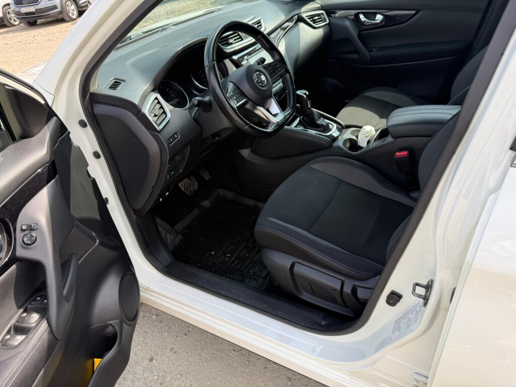 Nissan Qashqai AT Accenta +, 1332 CC, 158 CP, SJNFFAJ11U2977745 - foto 17