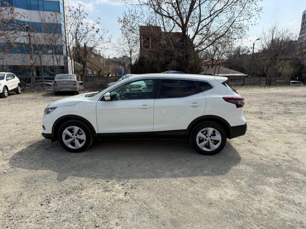 Nissan Qashqai AT Accenta +, 1332 CC, 158 CP, SJNFFAJ11U2977745 - foto 8
