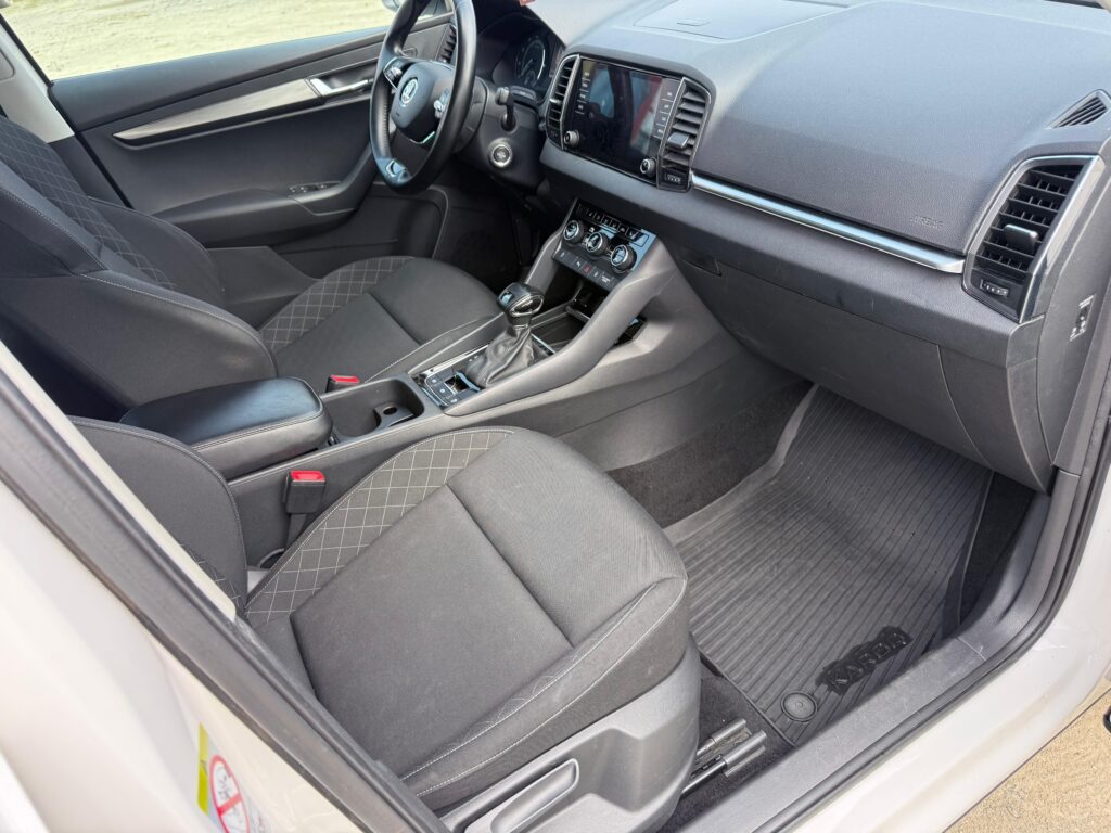 Skoda Karoq Ambition, 1.5 TSI, 150 CP, TMBJR7NU8N5035684 - foto 9