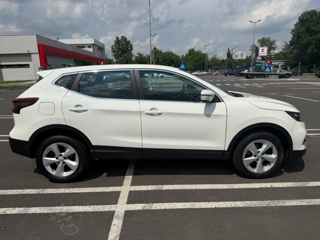 Nissan Qashqai AT Accenta +, 1.3 TCE, 158 CP, SJNFFAJ11U2951742 - foto 3