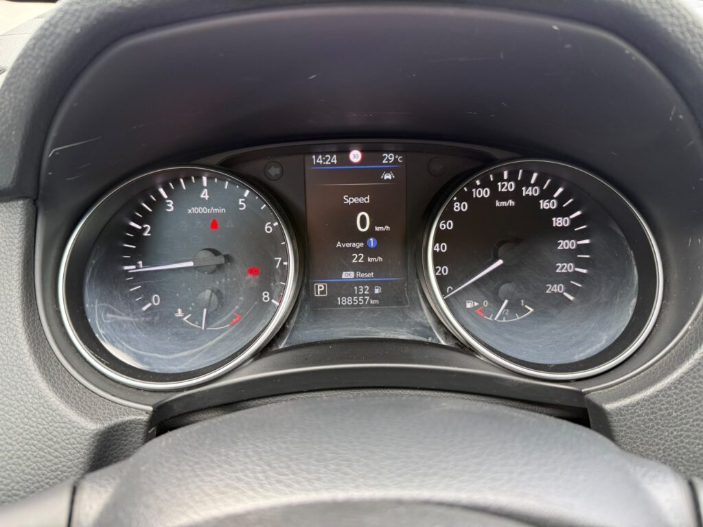 Nissan Qashqai AT Accenta +, 1.3 TCE, 158 CP, SJNFFAJ11U2951742 - foto 11