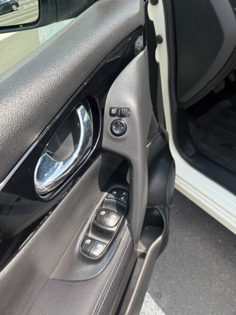 Nissan Qashqai AT Accenta +, 1.3 TCE, 158 CP, SJNFFAJ11U2951742 - foto 17