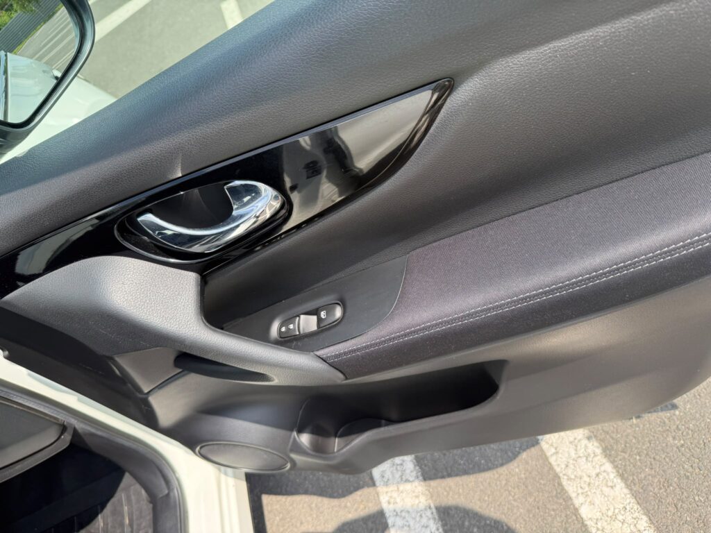 Nissan Qashqai AT Accenta +, 1.3 TCE, 158 CP, SJNFFAJ11U2951742 - foto 21