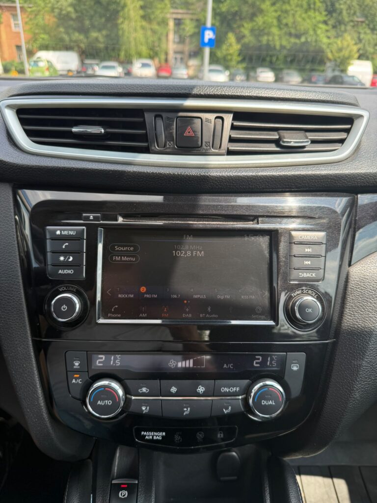 Nissan Qashqai AT Accenta +, 1.3 TCE, 158 CP, SJNFFAJ11U2951742 - foto 25