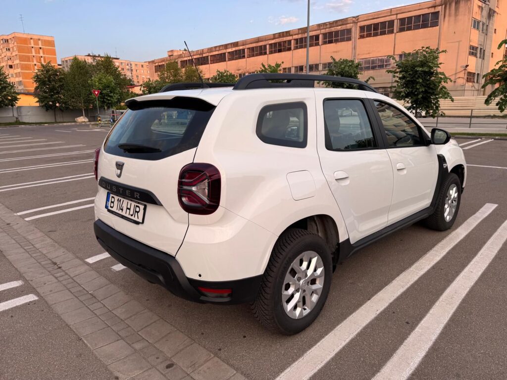 Dacia Duster 4×4 Comfort, 1.5 DCI, 116 CP, VF1HJD40668784999 - foto 8