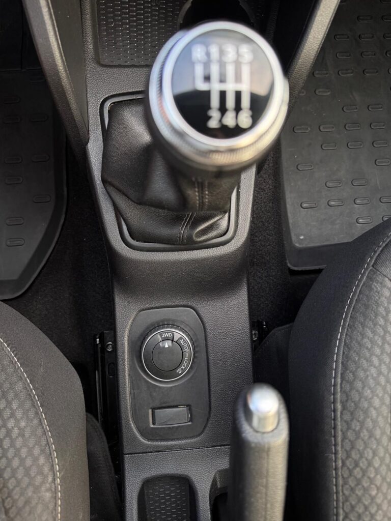 Dacia Duster 4×4 Comfort, 1.5 DCI, 116 CP, VF1HJD40668784999 - foto 17