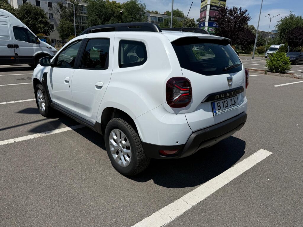 Dacia Duster 4×4 Comfort, 1.5 DCI, 116 CP, VF1HJD40768462792 - foto 8