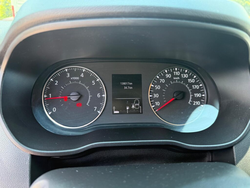 Dacia Duster 4×4 Comfort, 1.5 DCI, 116 CP, VF1HJD40768462792 - foto 11
