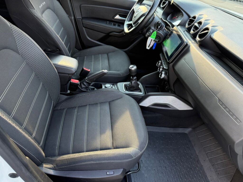Dacia Duster 4×4 Prestige, 1.5 DCI, 116 CP, VF1HJD40868786060 - foto 14