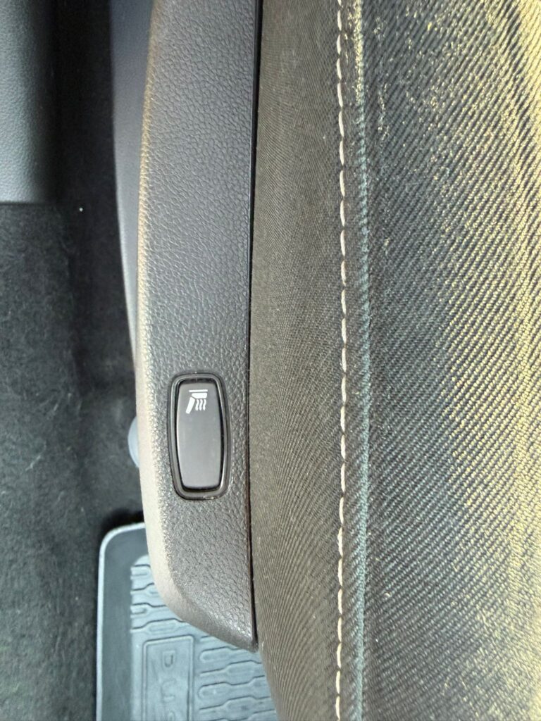 Dacia Duster 4×4 Prestige, 1.5 DCI, 116 CP, VF1HJD40868786060 - foto 18