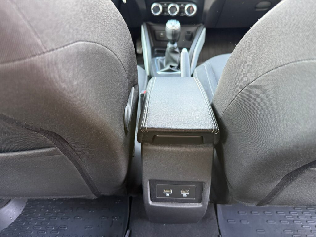 Dacia Duster 4×4 Prestige, 1.5 DCI, 116 CP, VF1HJD40868786060 - foto 19