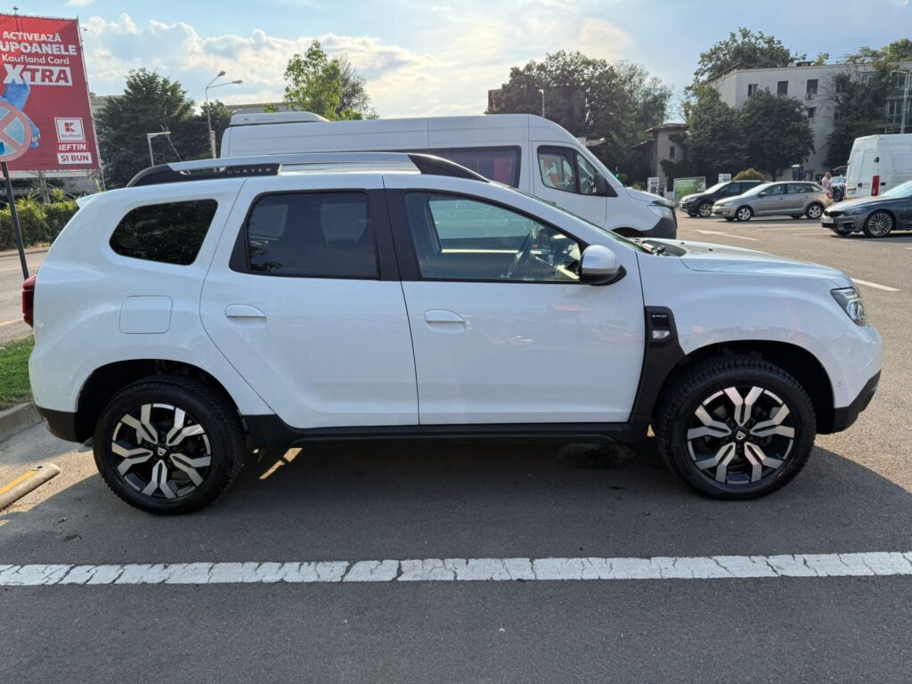 Dacia Duster 4×4 Prestige, 1.5 DCI, 116 CP, VF1HJD40868786060 - foto 24